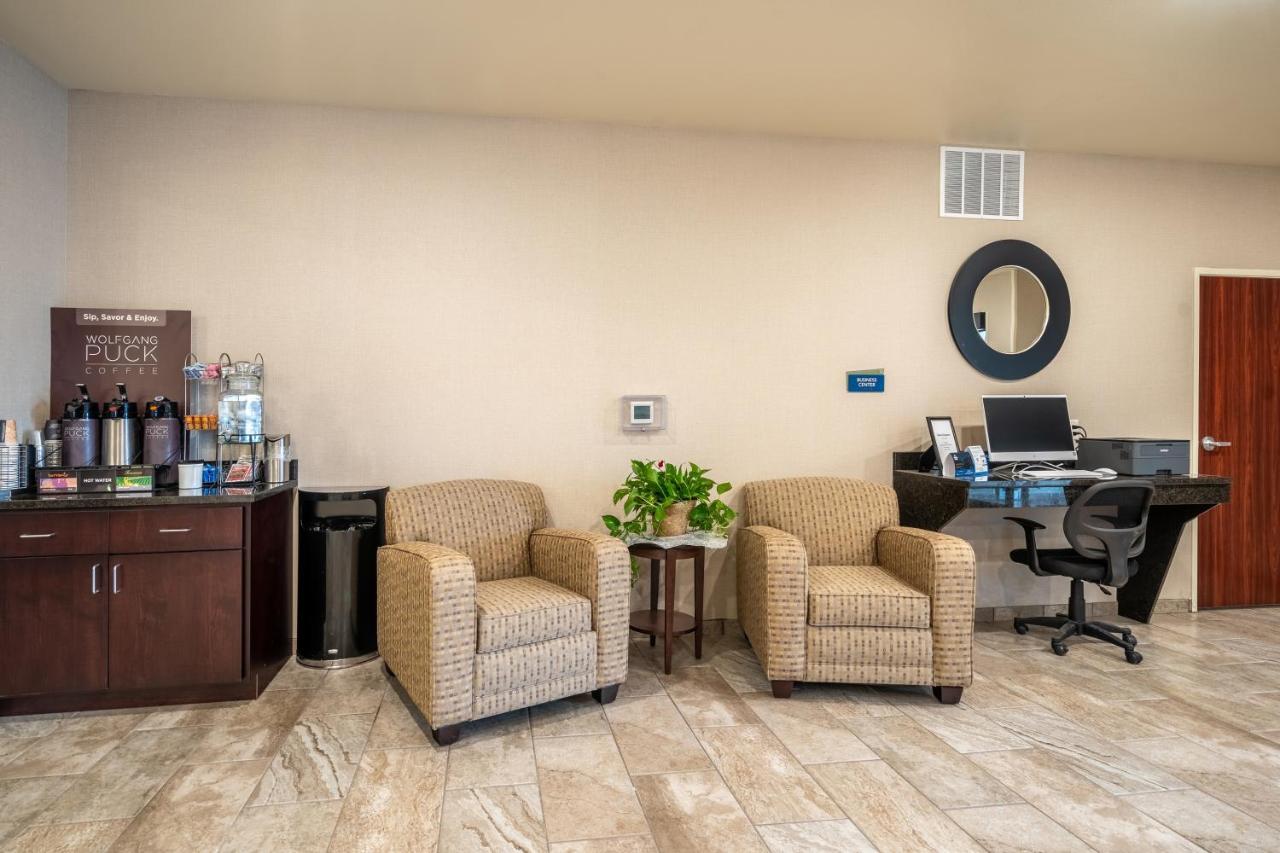 Comfort Inn & Suites Morgan - South Ogden Экстерьер фото